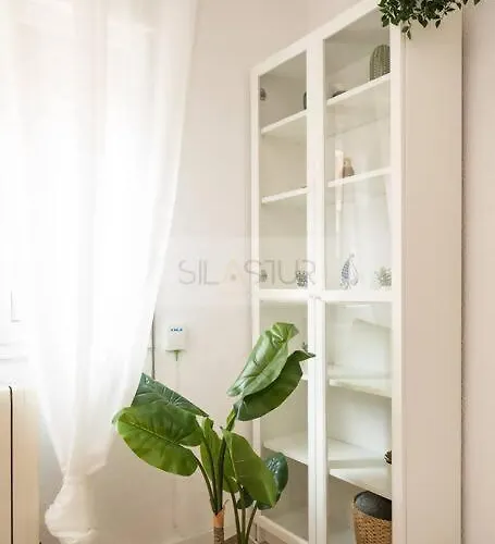 Ayala By Silastur Apartment *